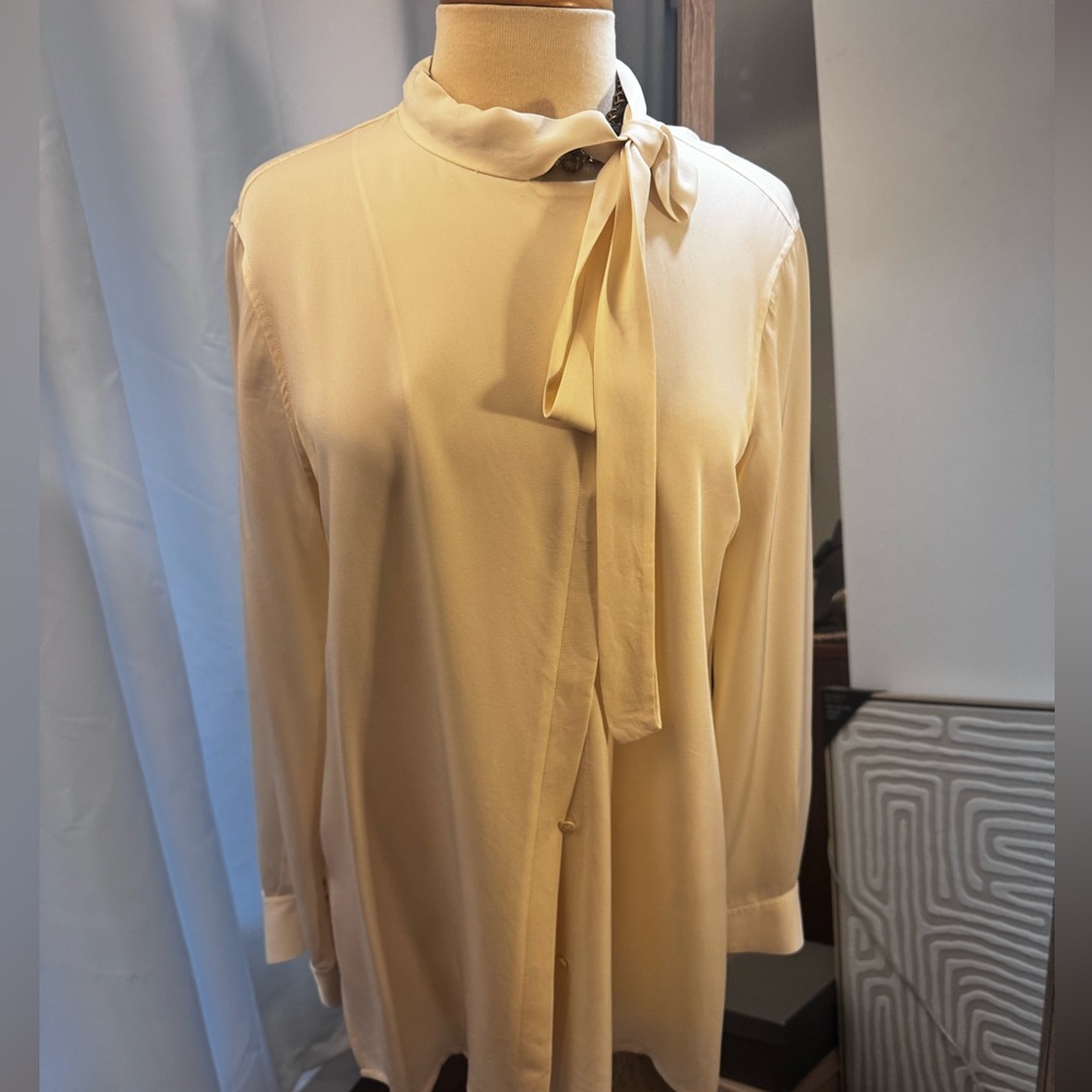 Theory Cream Blouse 100% silk neck bow